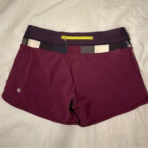 Lululemon Shorts Size 4.5 inch inseam